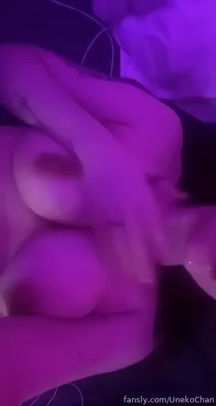 Unekochan Naked Ass Rubbing OnlyFans Video Leaked