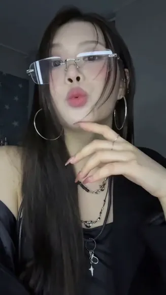 Ur_swan.ing / Ex_purple_kiss Exclusive Leaked Nude OnlyFans #12768220