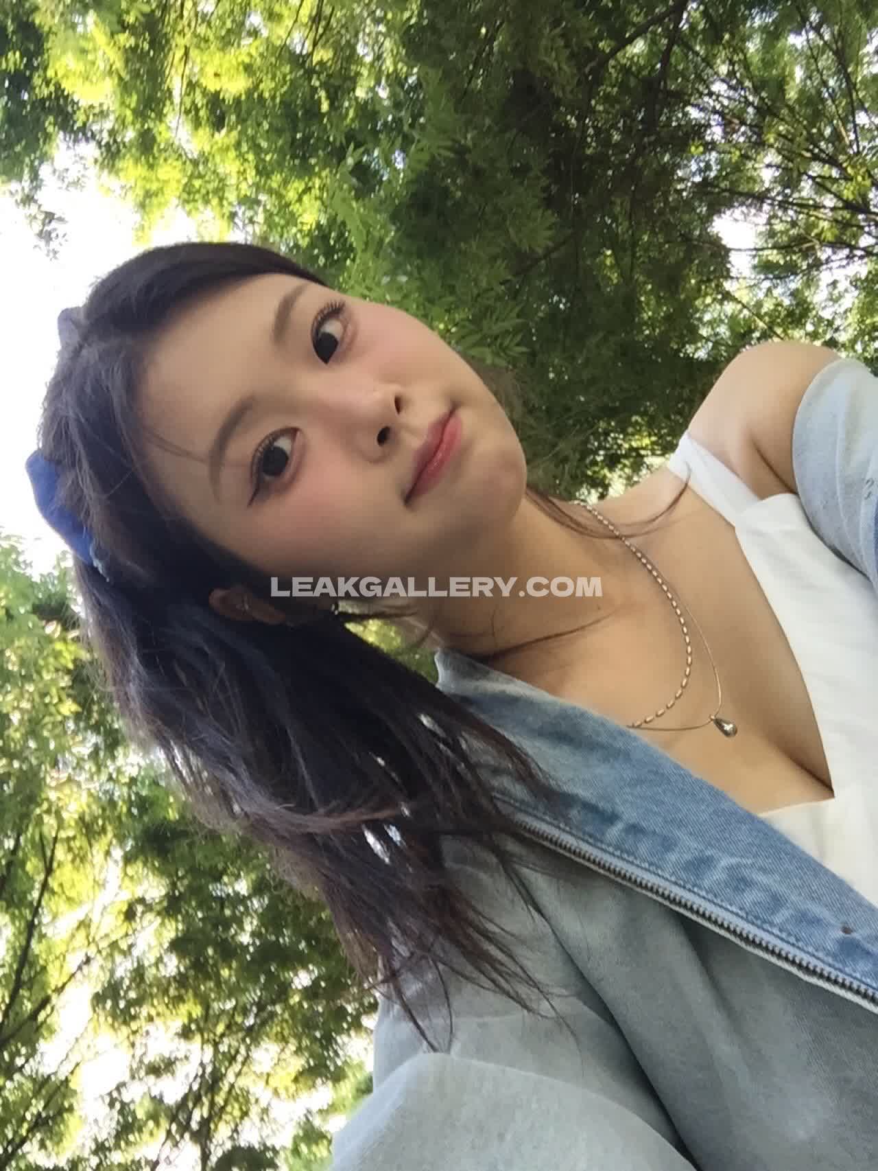 Ur_swan.ing / ex_purple_kiss / swan Exclusive Leaked Nude OnlyFans #12768194
