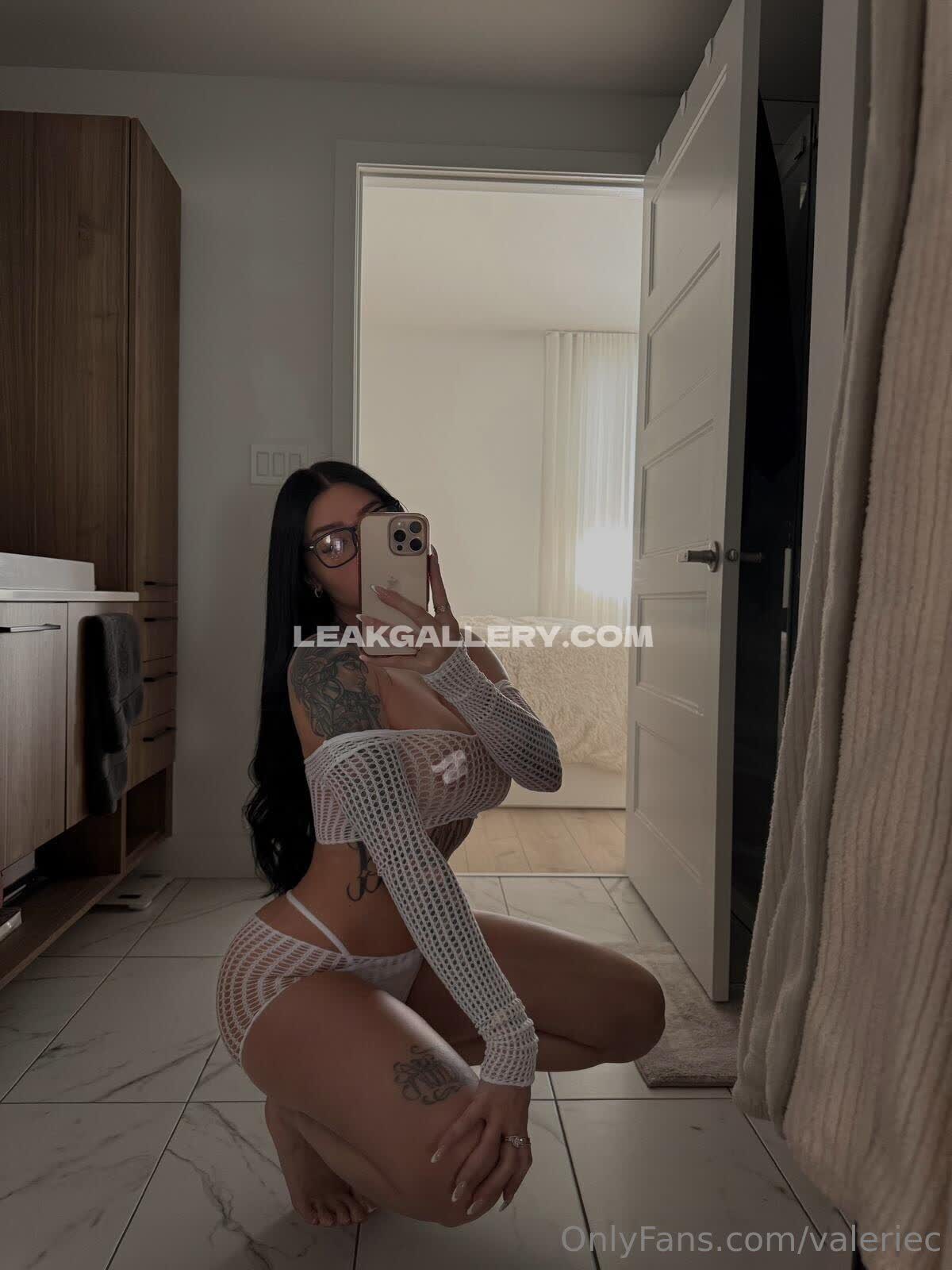 Valeriekay / Valerie_kay Exclusive Leaked Nude OnlyFans #13342537
