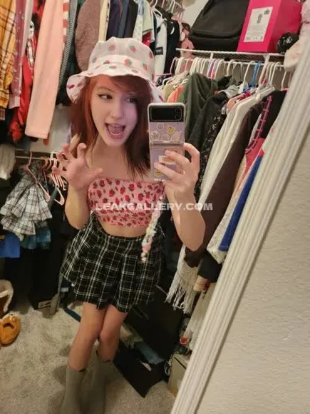 Valslittleblog Exclusive Leaked Nude OnlyFans #14272153