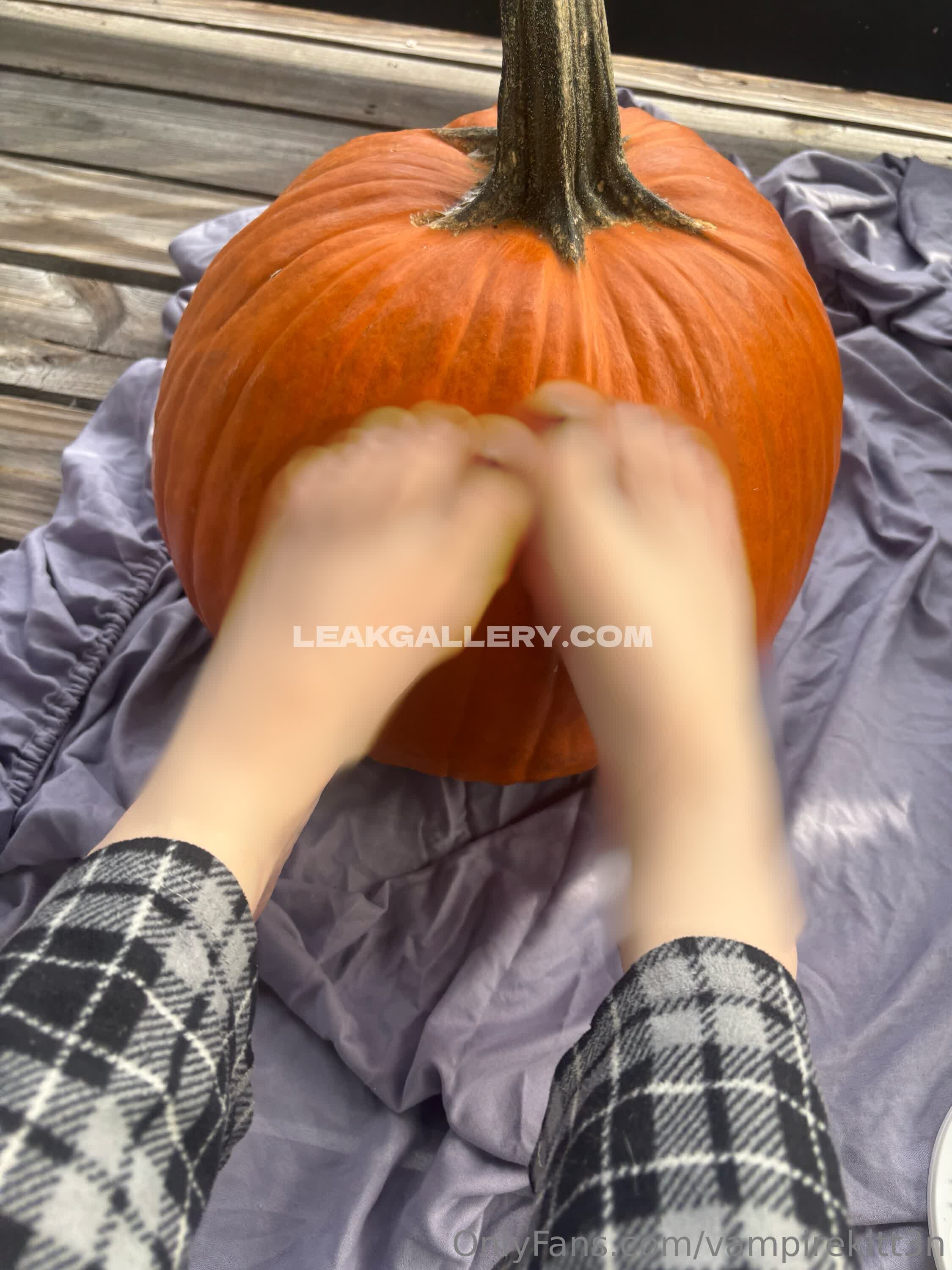 Vampirekitt3n Exclusive Leaked Nude OnlyFans #12533043