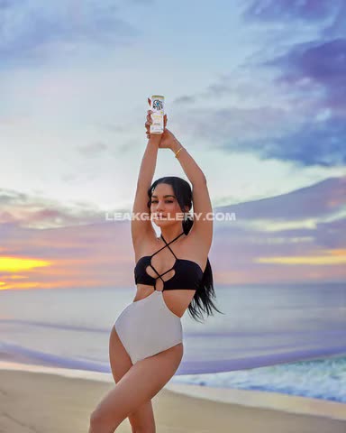 Vanessahudgens Exclusive Leaked Nude OnlyFans #14815145
