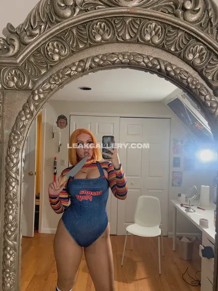 Vanillamace Denim Bodysuit Pose OnlyFans Photo Leaked