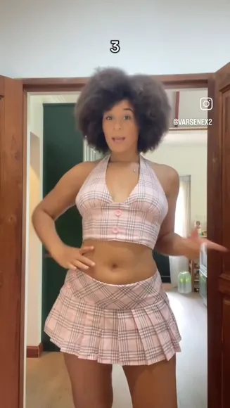 Varsenex Plaid Schoolgirl Outfit Tease OnlyFans Video Leaked