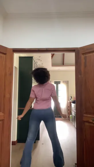 Varsenex Pink Shirt Dance Moves OnlyFans Video Leaked