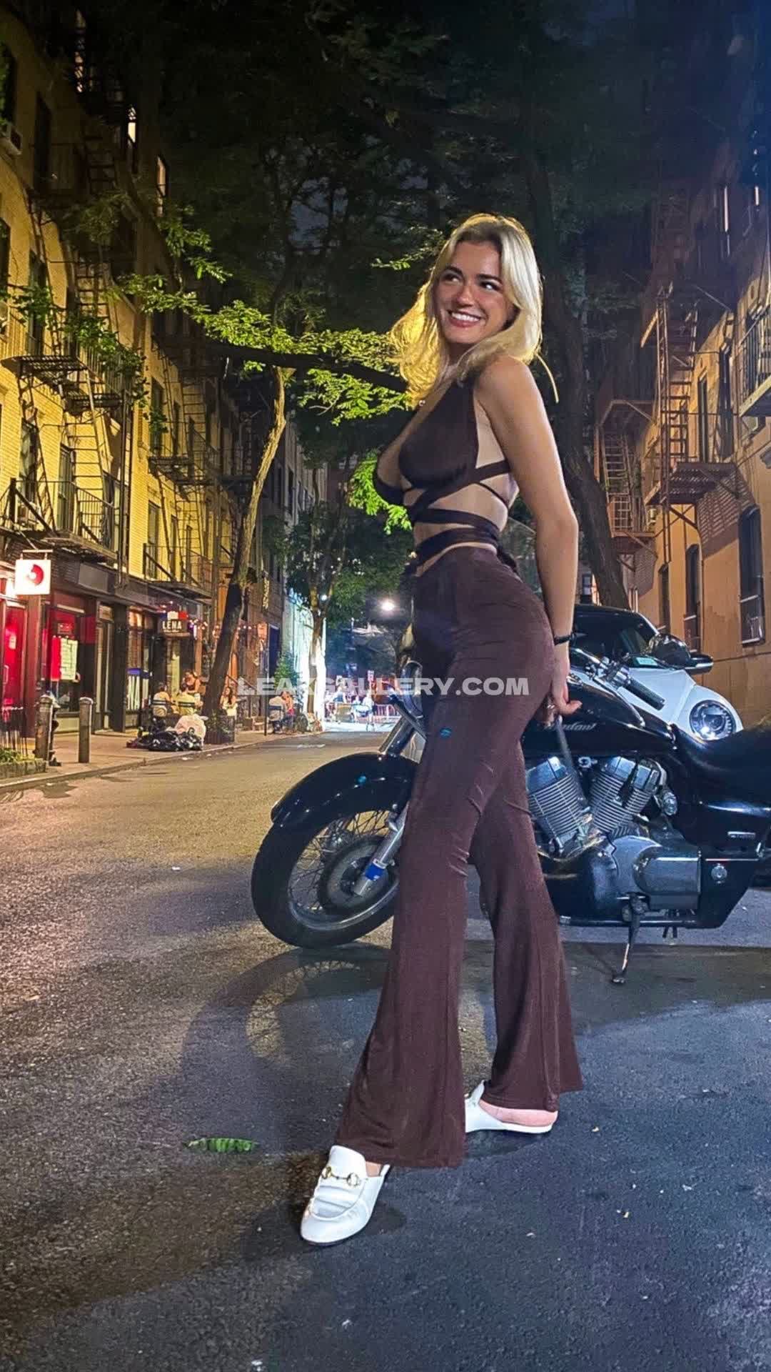 Veronicakelegian Exclusive Leaked Nude OnlyFans #12996103