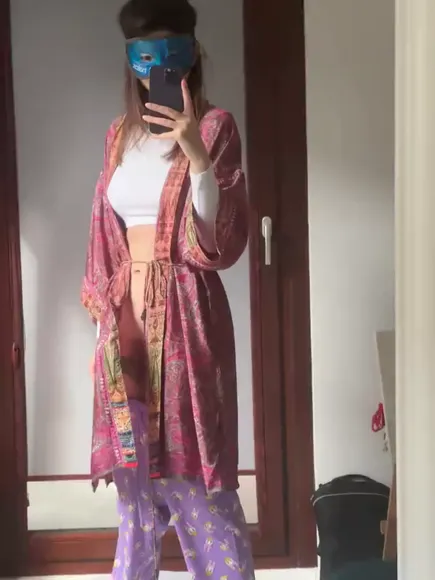 Vicats Open Robe Tease OnlyFans Video Leaked