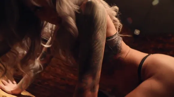Viksi666 Lace Bra Tease OnlyFans Video Leaked