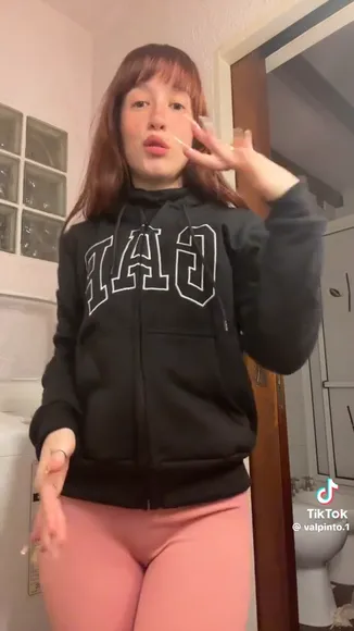 vikyy__v