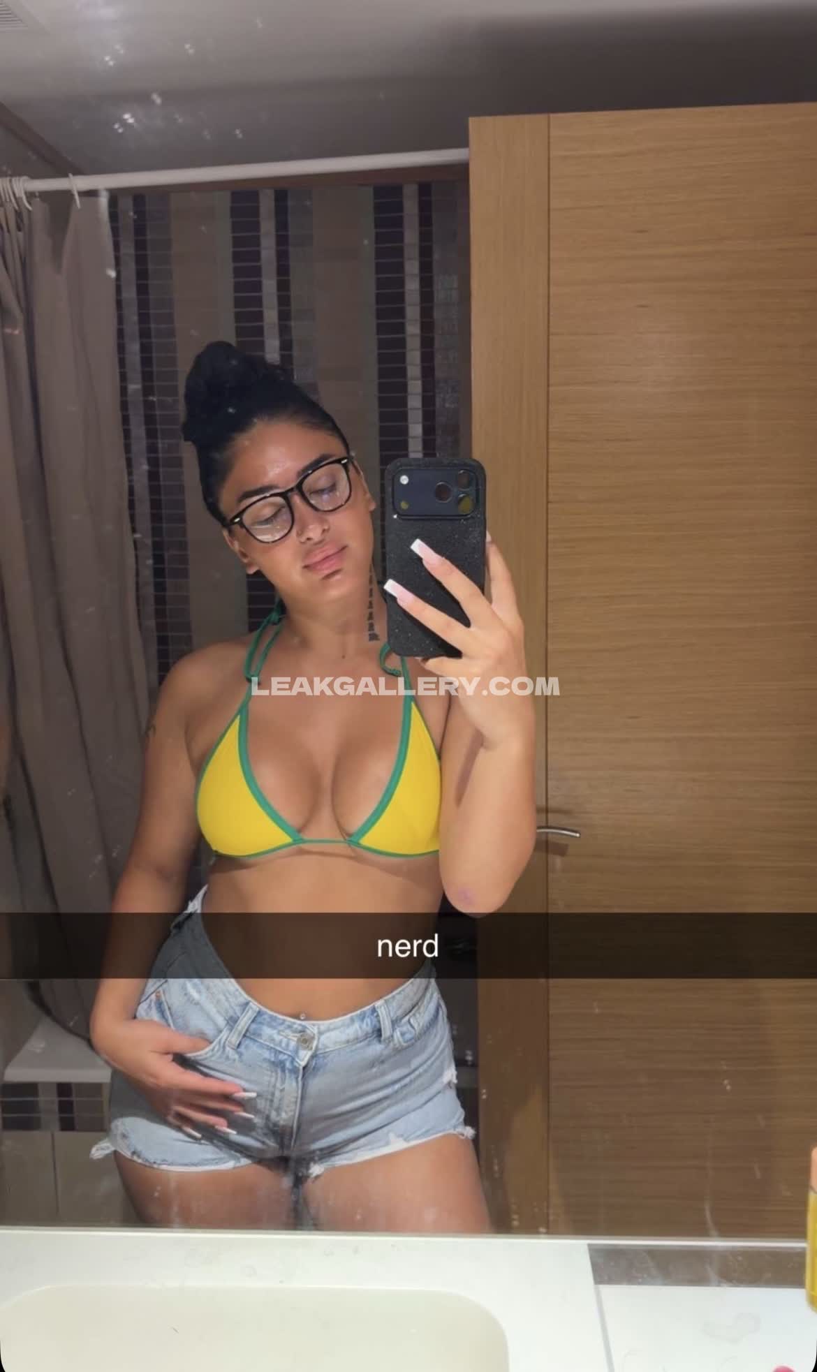Vinoschh Exclusive Leaked Nude OnlyFans #13414026