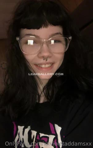 Violetaddamsxxx Glasses And Nose Ring OnlyFans Photo Leaked