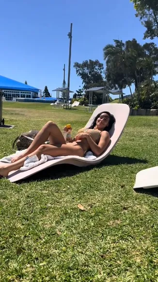 Violetadeemoves Bikini Lounging On Grass OnlyFans Video Leaked