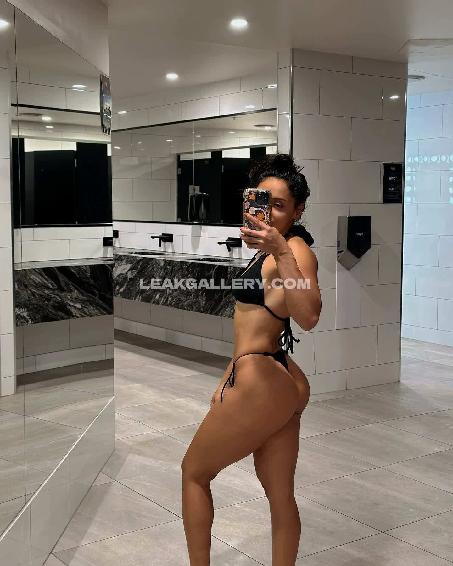 Violetadeemoves / violetadee Exclusive Leaked Nude OnlyFans #12970942