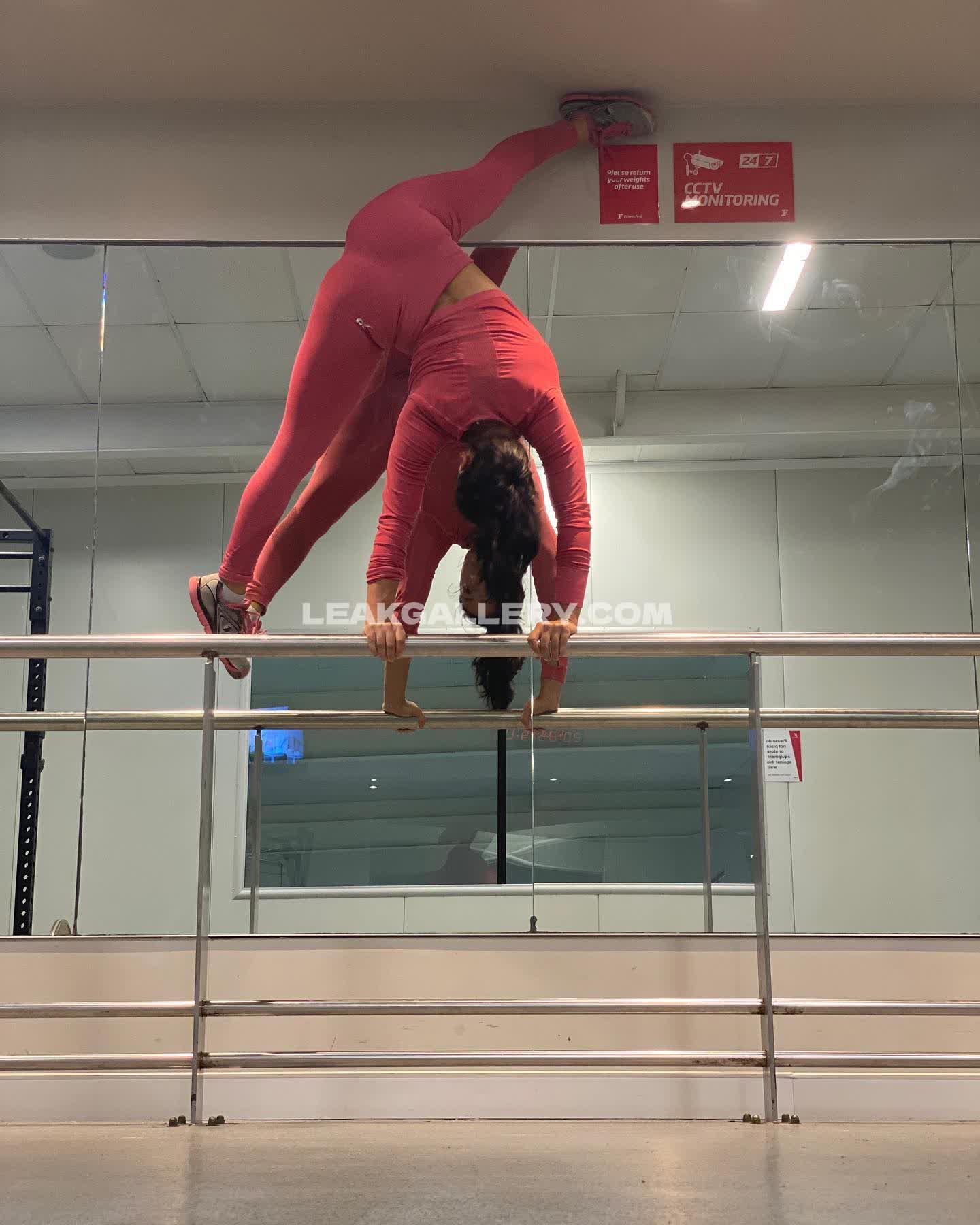 Violetadeemoves / violetadee Exclusive Leaked Nude OnlyFans #13356047