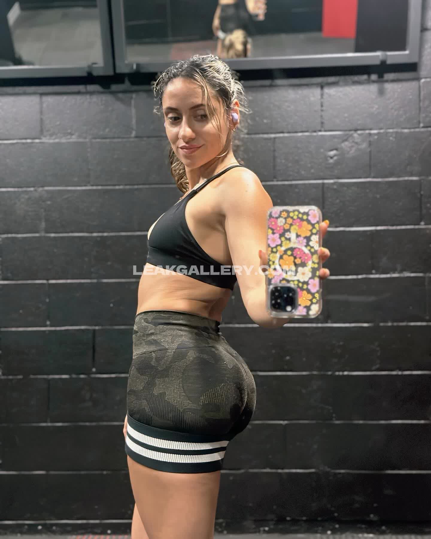 Violetadeemoves / violetadee Exclusive Leaked Nude OnlyFans #12970917