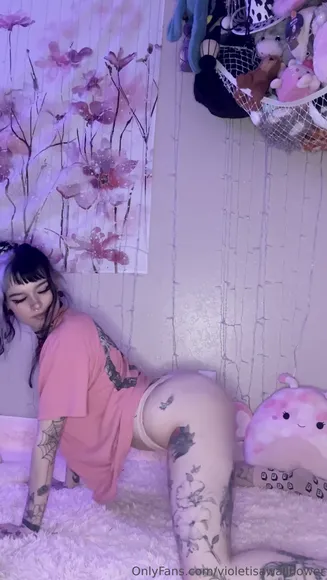 Violetisawallflower Tattooed Ass In Thong OnlyFans Video Leaked