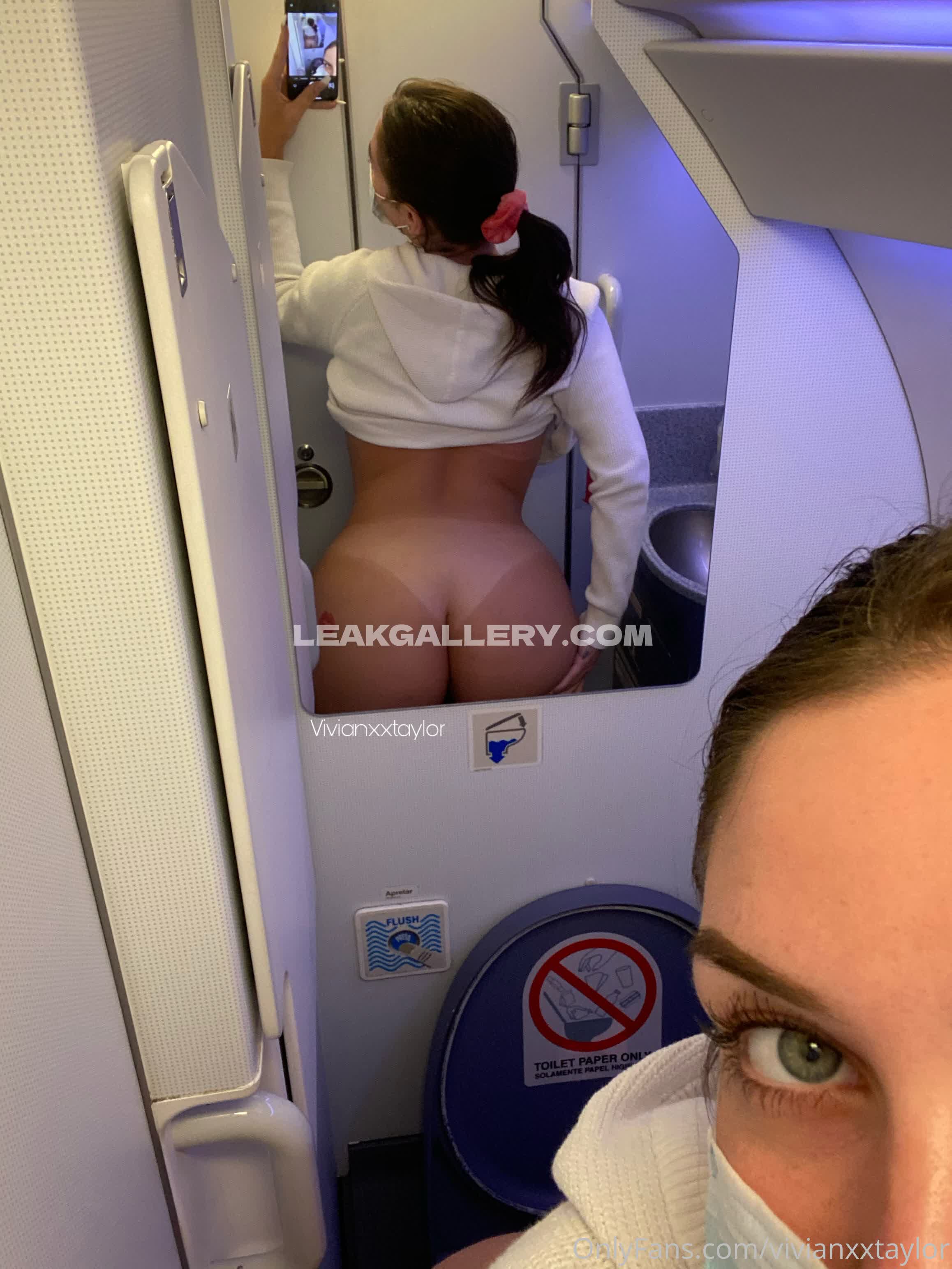 Viviantaylo_r / vivianxxtaylor Exclusive Leaked Nude OnlyFans #12336428