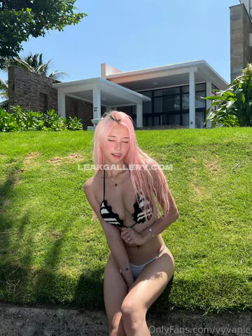 Vyvan Exclusive Leaked Nude OnlyFans #13850849