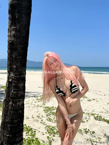 Vyvan Exclusive Leaked Nude OnlyFans #13851104