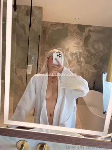 Vyvan Exclusive Leaked Nude OnlyFans #13848259