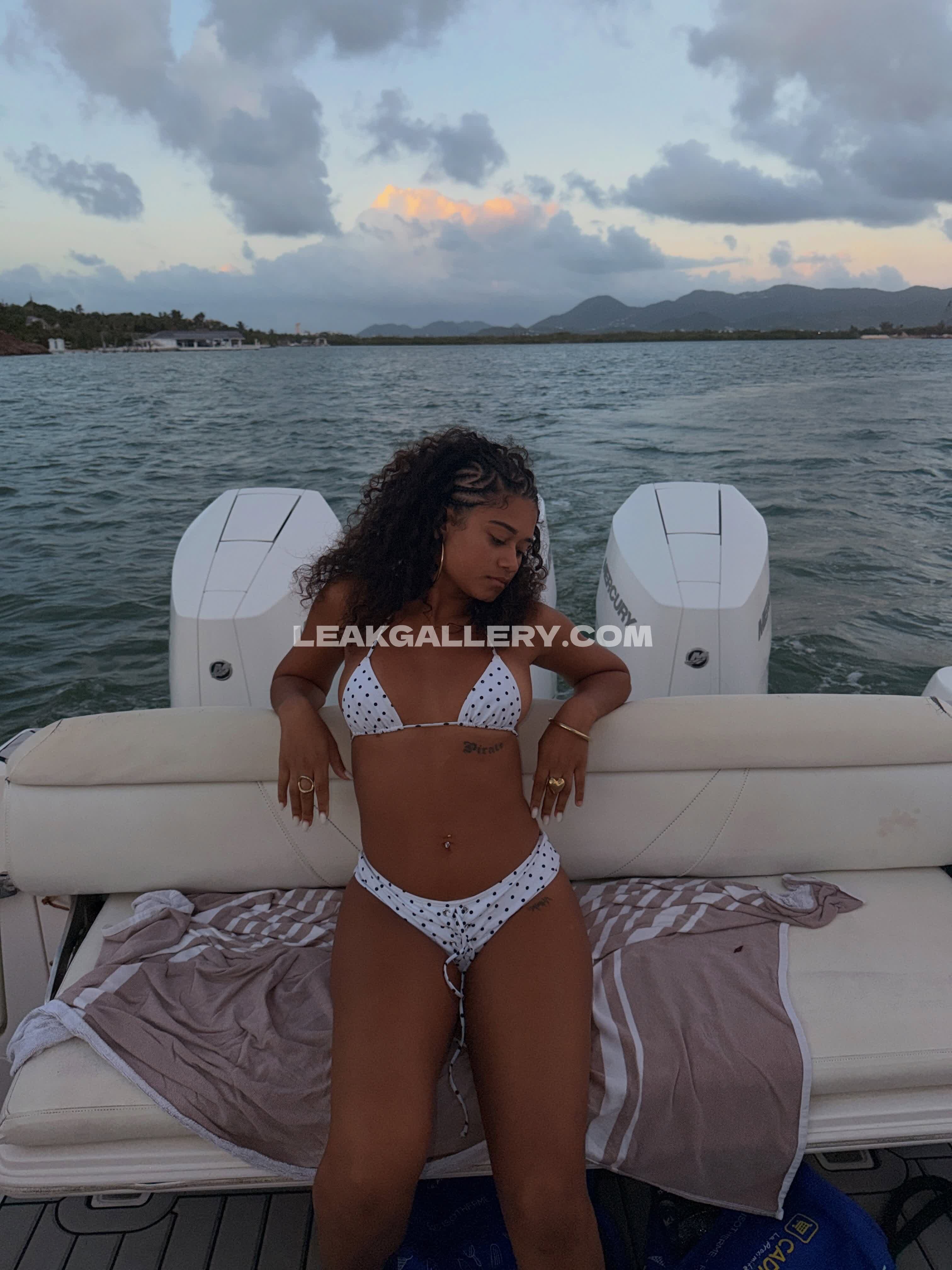 Wahyne_ Exclusive Leaked Nude OnlyFans #12612209