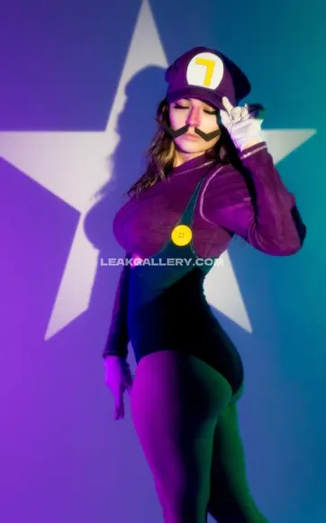 Waluiguigui Purple Bodysuit Pose OnlyFans Photo Leaked