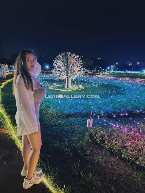 Weiweilovelove Exclusive Leaked Nude OnlyFans #12200588