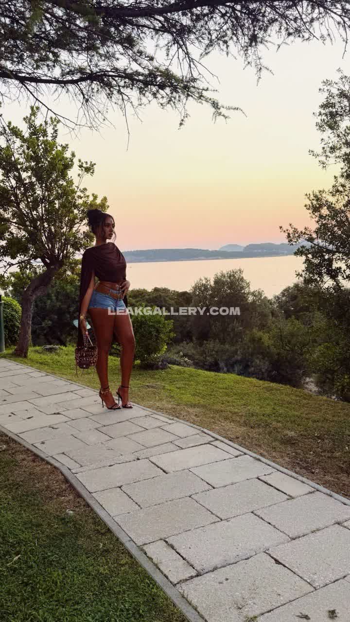 Wejdene Denim Shorts Ass Pose OnlyFans Photo Leaked