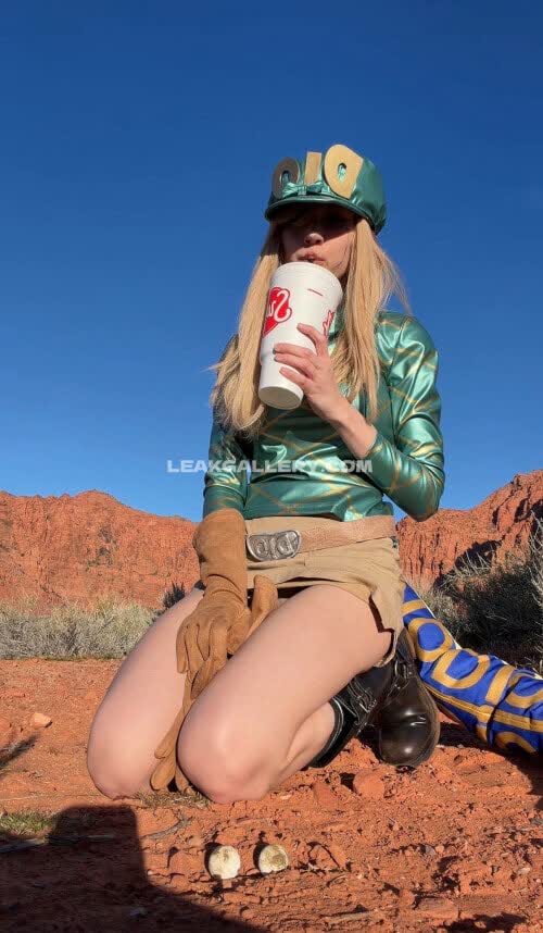 Jillynozomi / Whatthisworldiscomingto Exclusive Leaked Nude OnlyFans #14621759