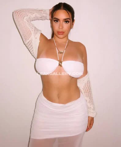 X.ody White Bra And Skirt OnlyFans Photo Leaked