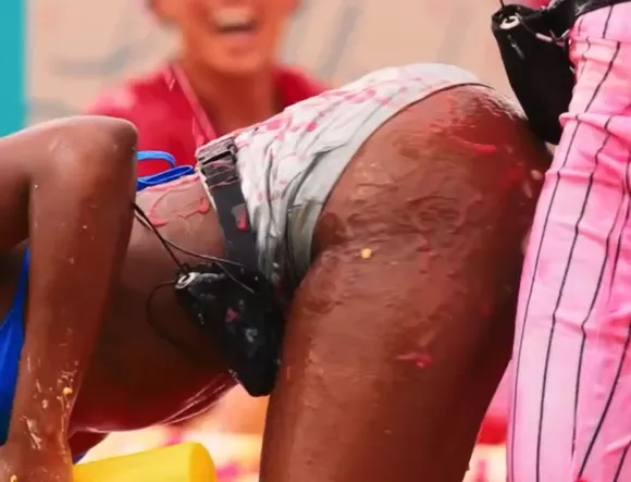 X__0lan Butt Covered In Red Sauce OnlyFans Video Leaked