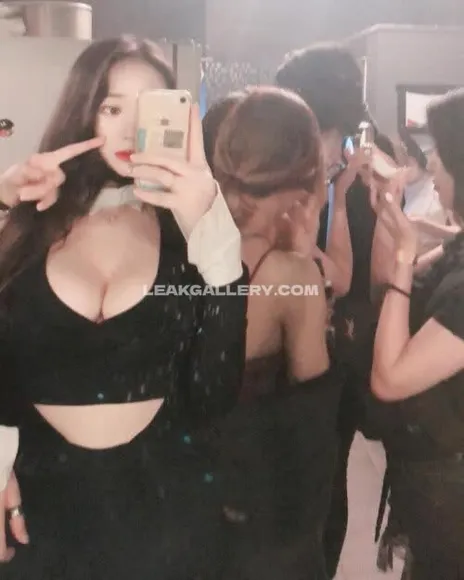 X_yakamoz Exclusive Leaked Nude OnlyFans #14826455