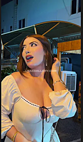 xanoumaima__