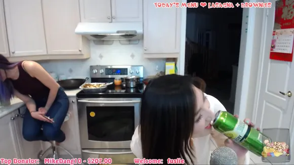 Xchocobars White Blouse Smiling OnlyFans Video Leaked