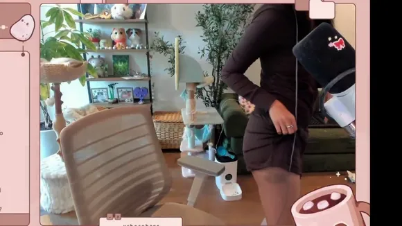 Xchocobars Thighs Exposed In Bodysuit OnlyFans Video Leaked