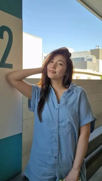 Xchocobars Crop Top Belly Tease OnlyFans Video Leaked