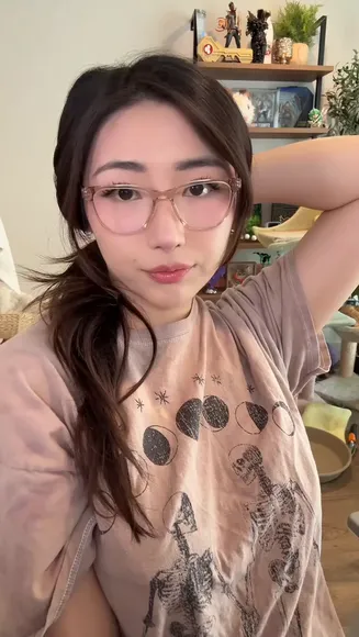 Xchocobars Glasses On Face OnlyFans Video Leaked