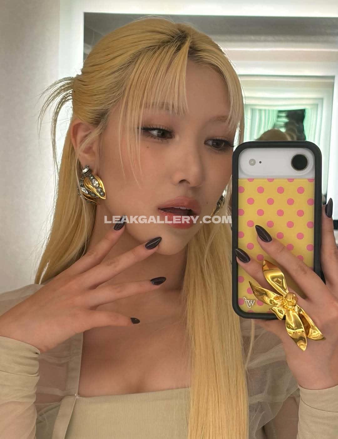 Xgofficial Exclusive Leaked Nude OnlyFans #12672621