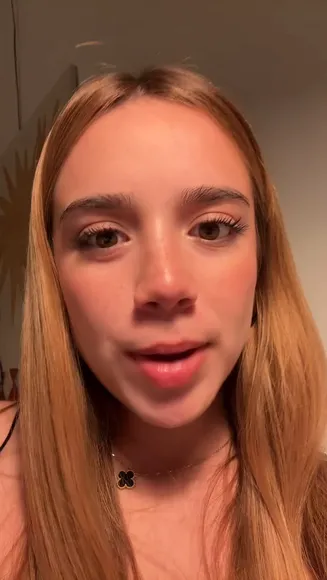 Ximena Lipstick Kiss Tease OnlyFans Video Leaked