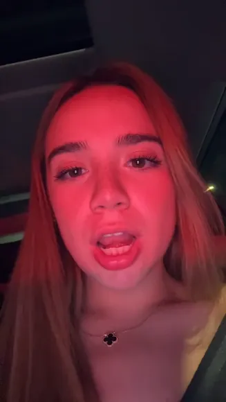 Ximena Close-Up Neckline Tease OnlyFans Video Leaked