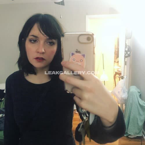 Xingenue Black Top Selfie Pose OnlyFans Photo Leaked