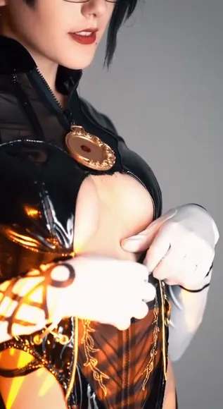Xnekomi Latex Bodysuit Unzipping OnlyFans Video Leaked