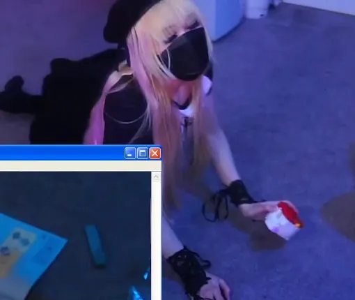 Xsaiiren Kneeling In Black Bodysuit OnlyFans Video Leaked