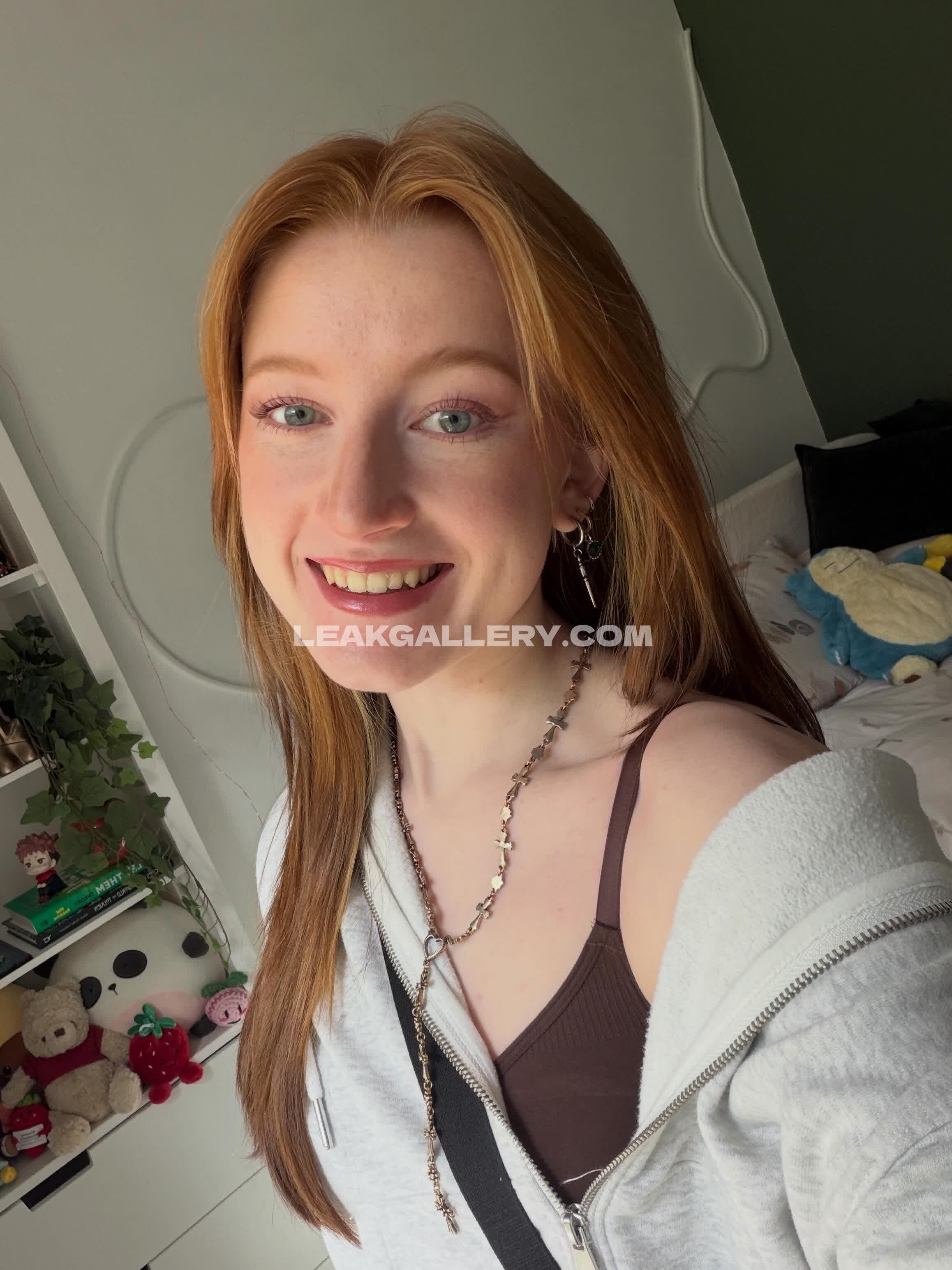 Xstrawbz_ Exclusive Leaked Nude OnlyFans #12618629