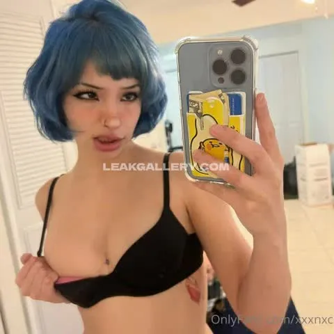 Xxxnxc Black Bra Selfie Pose OnlyFans Photo Leaked