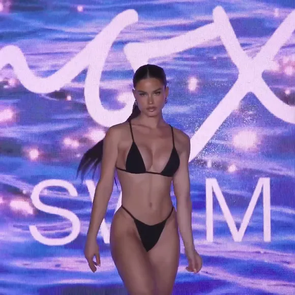 yaslenxoxo video thumbnail