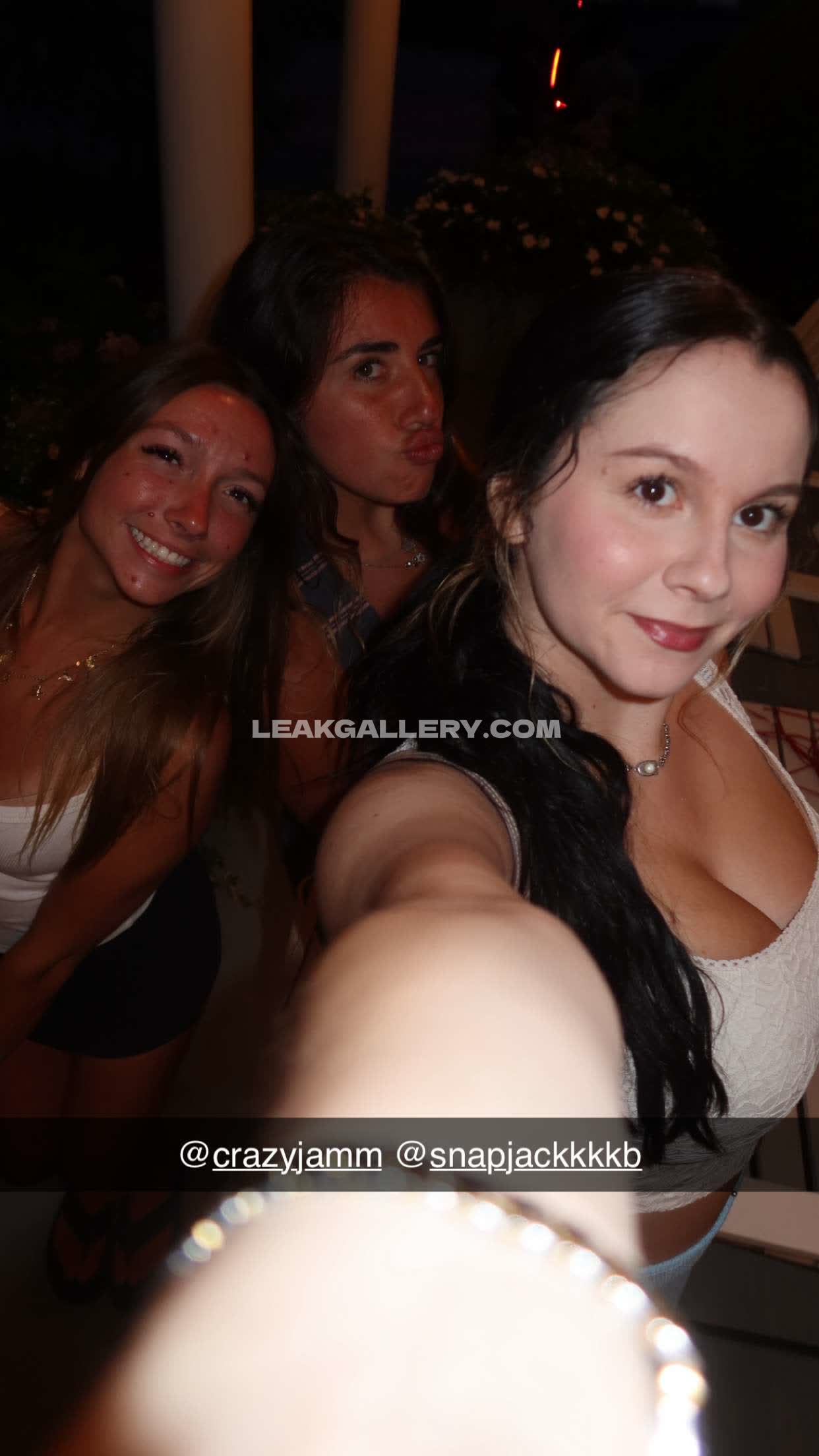 Yellz0 / yellz / yellz1 Exclusive Leaked Nude OnlyFans #13325726