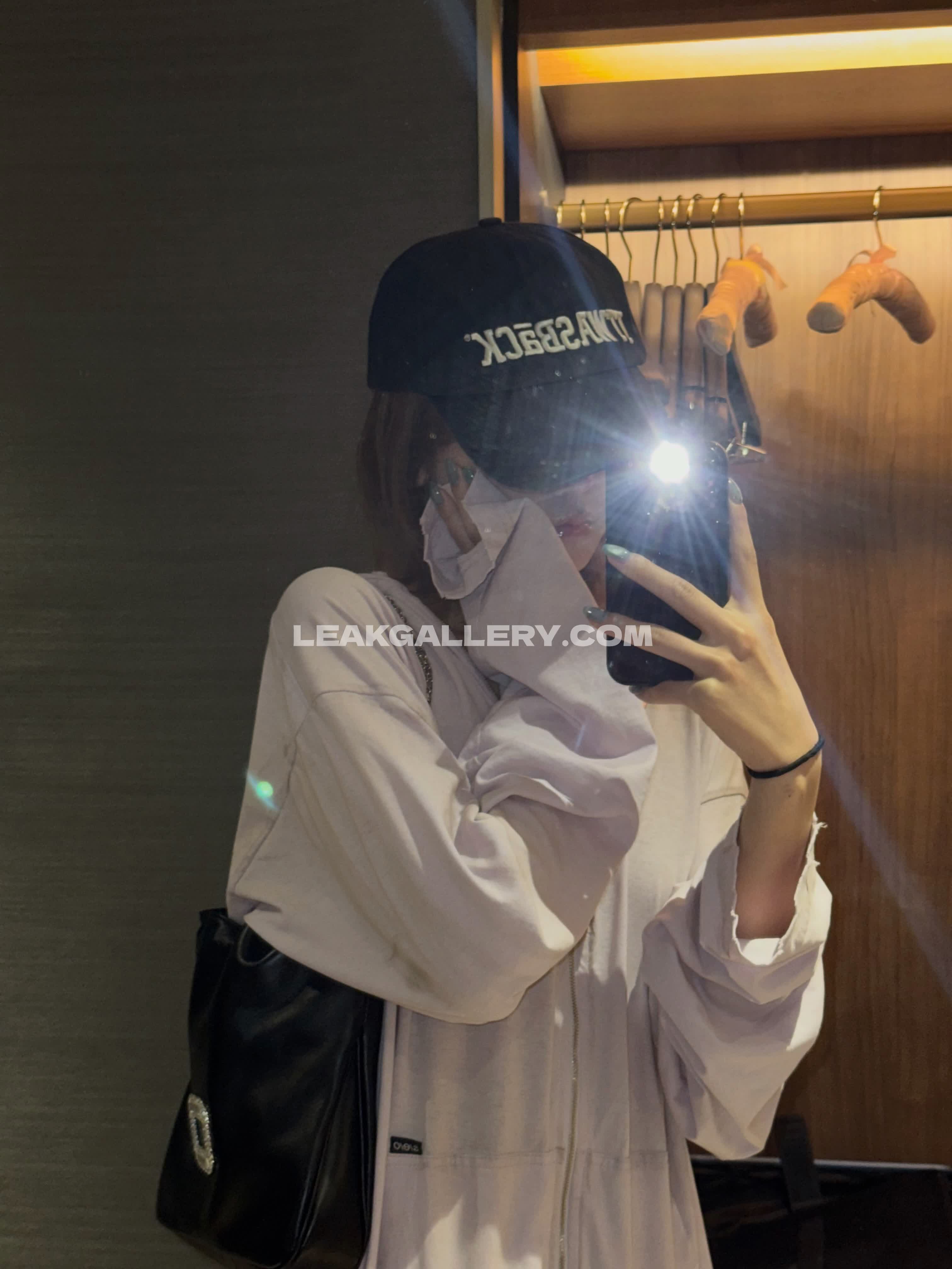 Yezyizhere Exclusive Leaked Nude OnlyFans #13006588