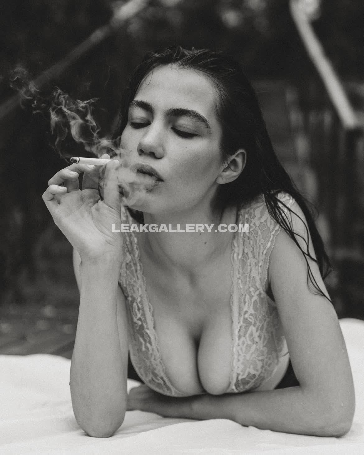 Yookatrin Exclusive Leaked Nude OnlyFans #13084473